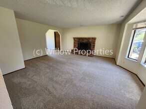 13803 11th Ave Ct S in Tacoma, WA - Building Photo - Building Photo