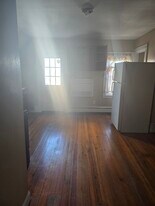 38 Claybourne St, Unit 3 in Boston, MA - Building Photo