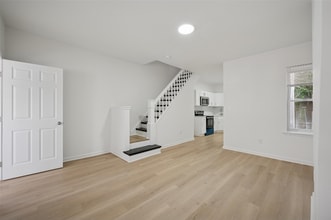 1516 W Wingohocking St in Philadelphia, PA - Building Photo - Building Photo