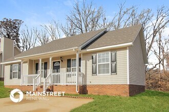 1731 Hudson Graham Ln in Charlotte, NC - Building Photo - Building Photo