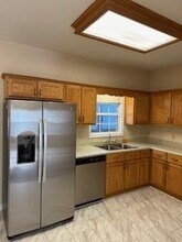 145 Lincoln Park Rd in Burnsville, NC - Building Photo - Building Photo