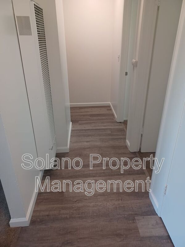 766 E Tabor Ave in Fairfield, CA - Building Photo - Building Photo