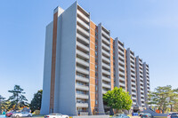 Park Towers in Oshawa, ON - Building Photo - Building Photo