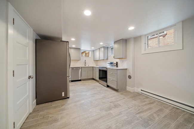 4451 N Clay St in Denver, CO - Foto de edificio - Building Photo