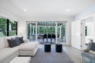 114 5th Dilido Terrace in Miami Beach, FL - Building Photo - Building Photo