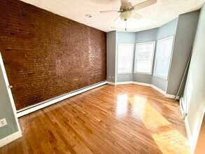 106 W 3rd St in Boston, MA - Building Photo - Building Photo