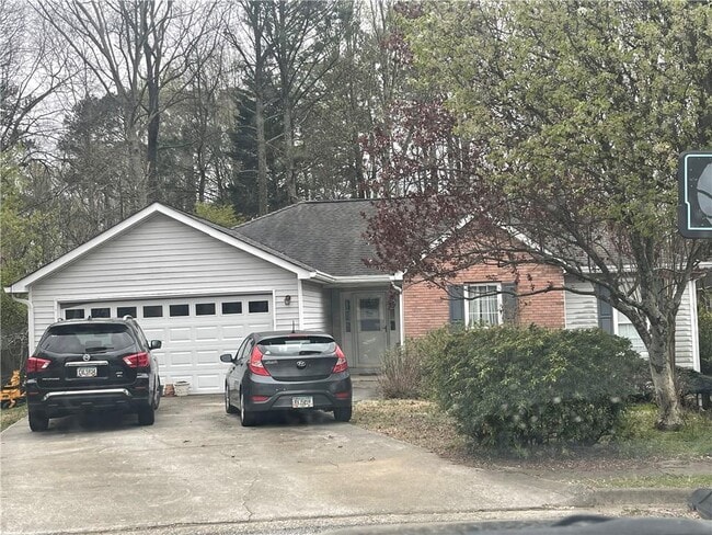property at 1116 Venice Cir