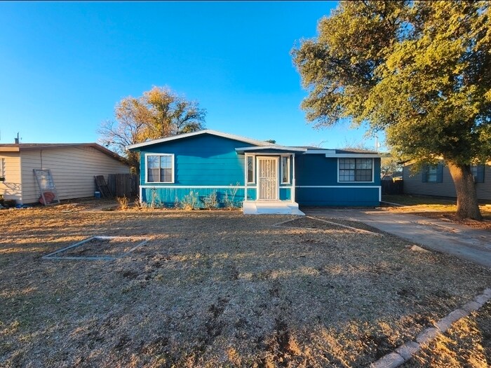 3603 Gaston Dr in Midland, TX - Foto de edificio