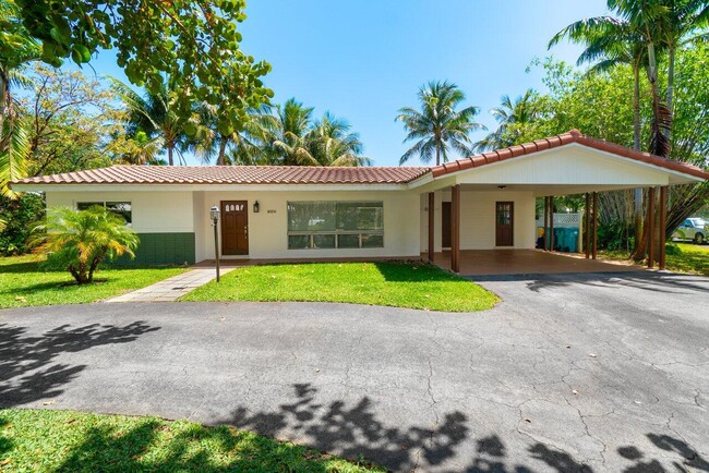 property at 714 Hillcrest Rd