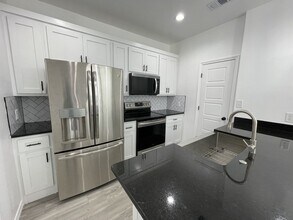 3307 Collin St in Fort Worth, TX - Building Photo - Building Photo