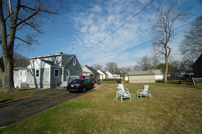 14 Lynette Dr in North Haven, CT - Building Photo - Building Photo
