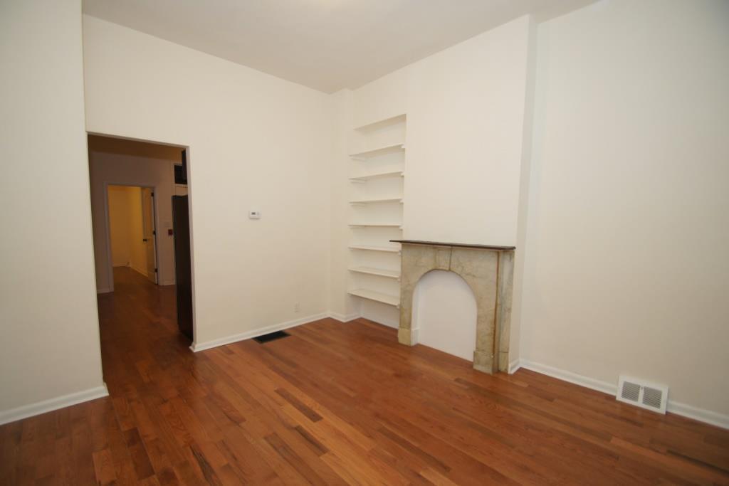 744 S 18th St in Philadelphia, PA - Building Photo
