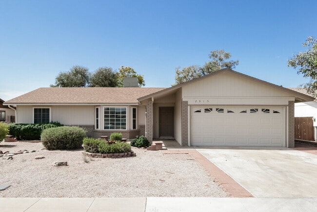property at 2915 E Dolphin Ave