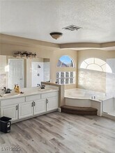 9861 Snowy Canyon Ct in Las Vegas, NV - Building Photo - Building Photo