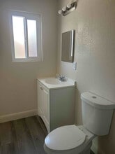 211 W Wetmore St in Manteca, CA - Building Photo - Building Photo