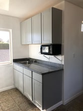 1225 Beacon Ave in San Mateo, CA - Building Photo - Building Photo