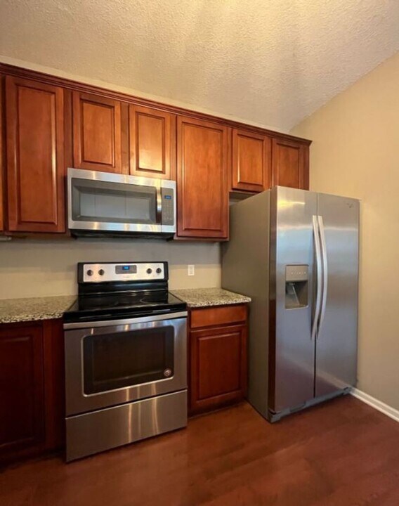 560 N 2nd St in Minneapolis, MN - Building Photo