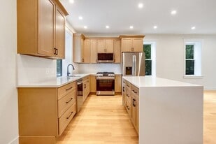 1336 Newton St NW in Washington, DC - Building Photo