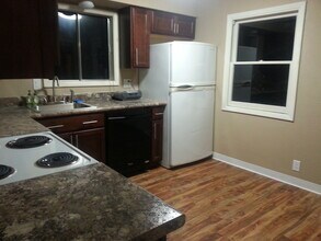 2654 N Foothill Road in Medford, OR - Building Photo - Building Photo