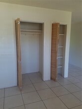 2230 Madison St in Hollywood, FL - Foto de edificio - Building Photo