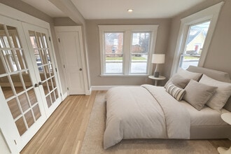 70 Tufts St, Unit 1 in Arlington, MA - Foto de edificio - Building Photo