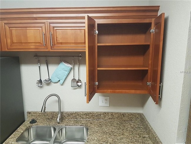 property at 3244 S Semoran Blvd