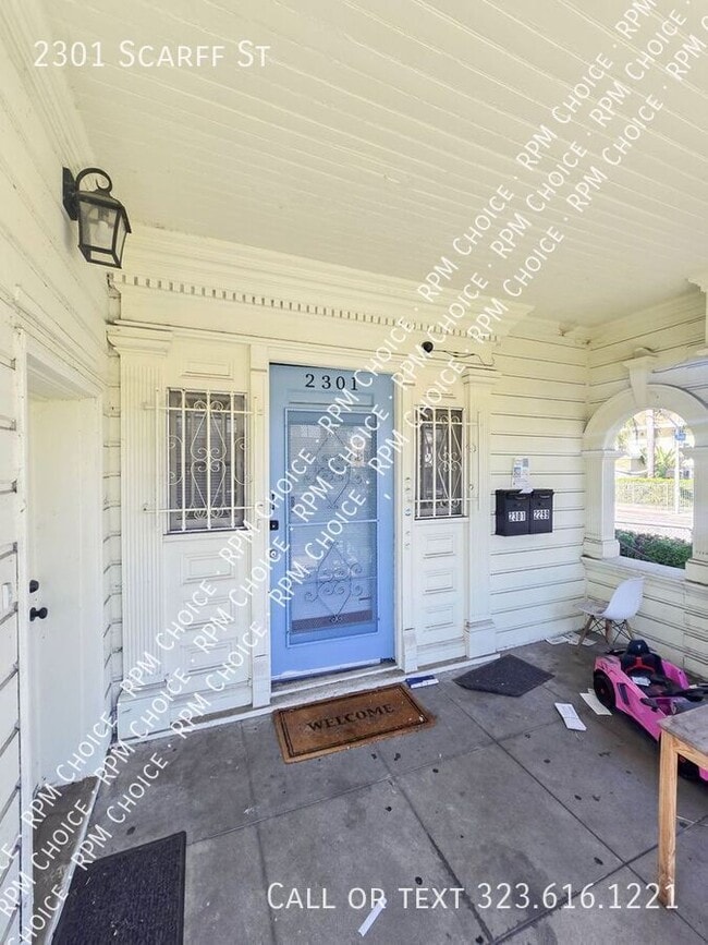 2301 Scarff St in Los Angeles, CA - Foto de edificio - Building Photo