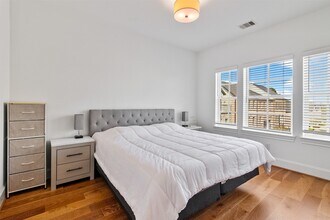 10943 Grove Tree Ln in Houston, TX - Building Photo - Building Photo