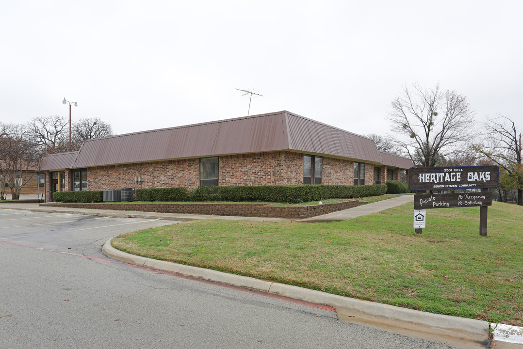 Heritage Oaks Apartments in Denton, TX - Foto de edificio