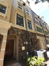 2203 Soho Bay Ct in Tampa, FL - Building Photo - Building Photo