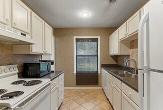 1429 E 49th St in Tulsa, OK - Building Photo - Building Photo