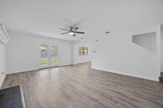 11615 Prairie Hen Ln in Austin, TX - Building Photo - Building Photo