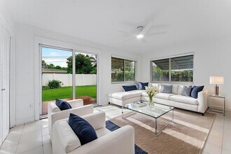 430 NE 49th St in Fort Lauderdale, FL - Building Photo - Building Photo