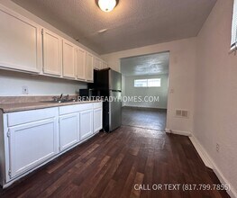 1316 Rayfield Dr in Birmingham, AL - Building Photo - Building Photo