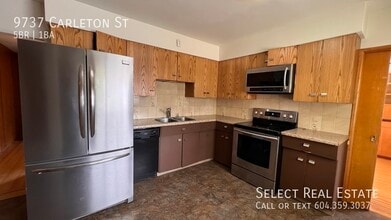 9737 Carleton St in Chilliwack, BC - Building Photo - Building Photo