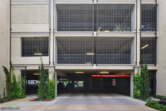 1800 Broadway in San Antonio, TX - Foto de edificio - Building Photo