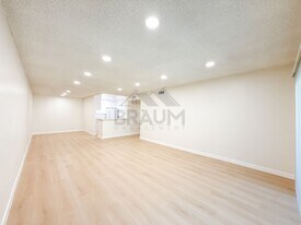 6041 Whitsett Ave, Unit 106 in Los Angeles, CA - Building Photo