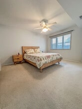 4004 Bluebird Rd in Kelowna, BC - Building Photo - Building Photo