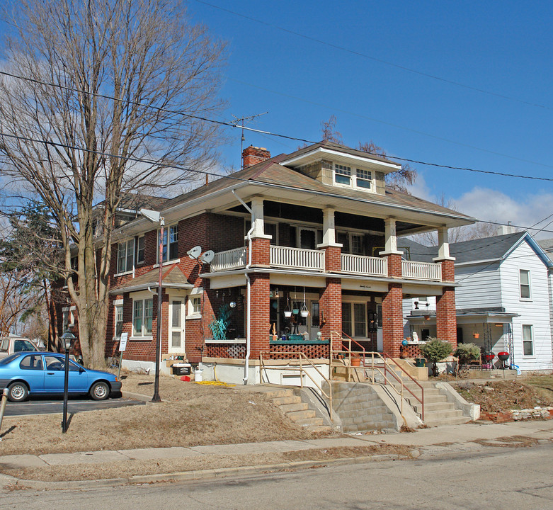 27 Margaret St in Dayton, OH - Building Photo