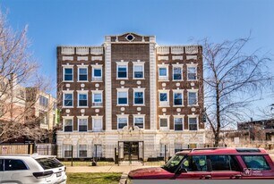 1627 N Humboldt Blvd in Chicago, IL - Building Photo