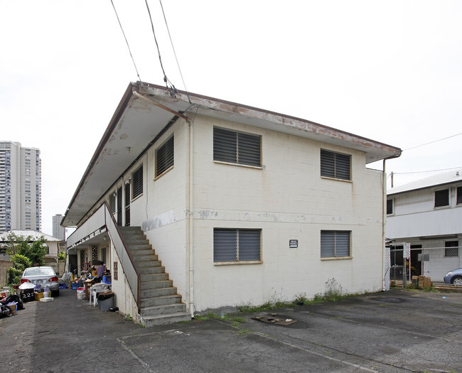 2245 Date St in Honolulu, HI - Foto de edificio - Building Photo