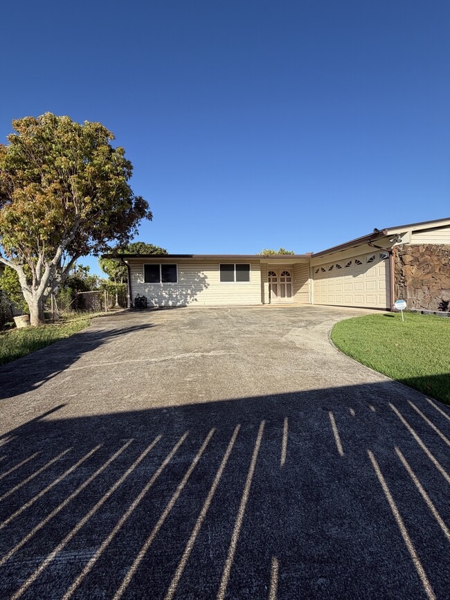 property at 98-1211-1211 Mahipua St