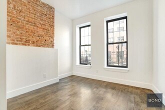 185 Jefferson St in Brooklyn, NY - Building Photo - Building Photo