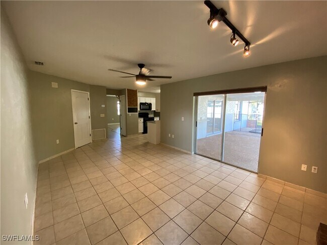 property at 1003 SE 26th St