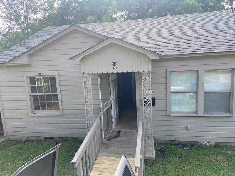 636 Edwards St in Malvern, AR - Building Photo
