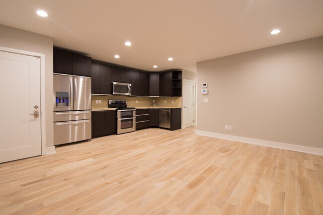 1516 Green St in Philadelphia, PA - Building Photo - Building Photo