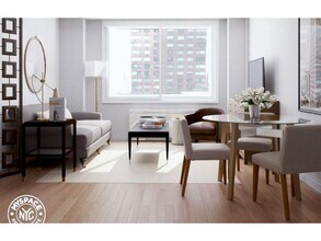 2 Lincoln Square-Unit -25F in New York, NY - Building Photo - Building Photo