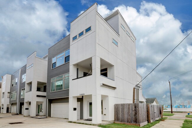 property at 3308 Pease St