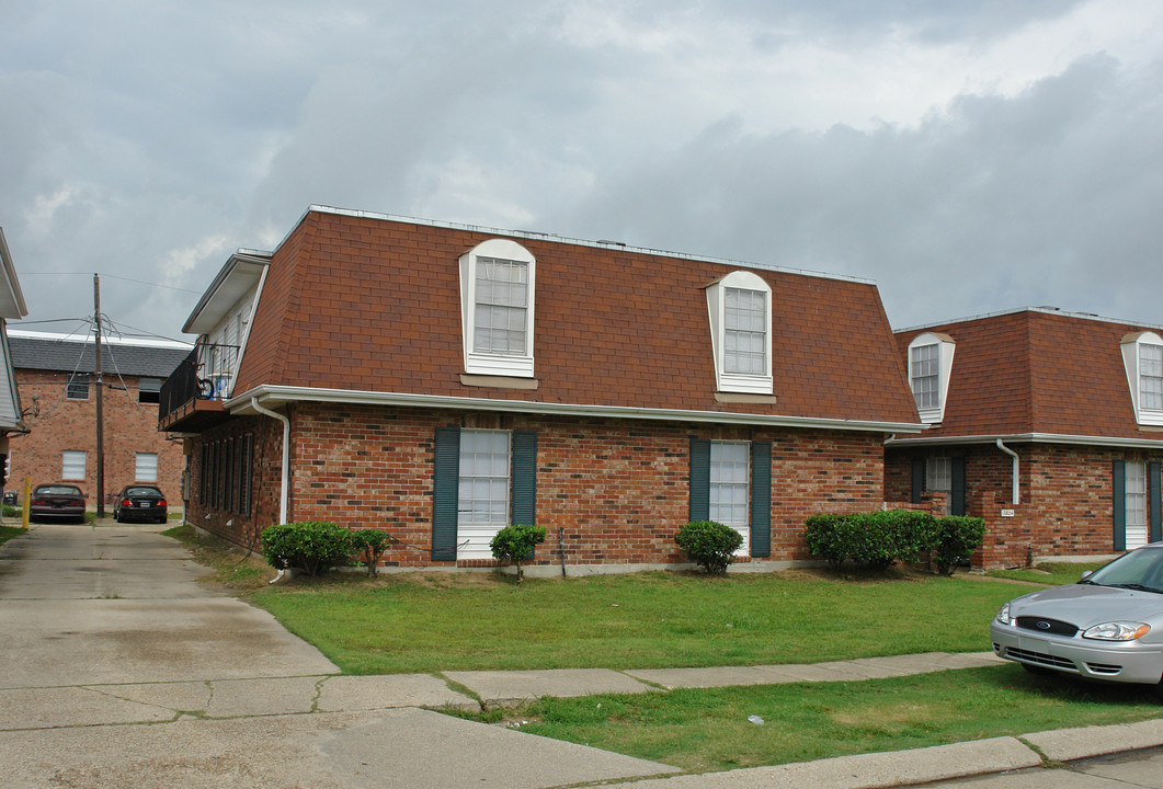 3020 Houma Blvd in Metairie, LA - Building Photo