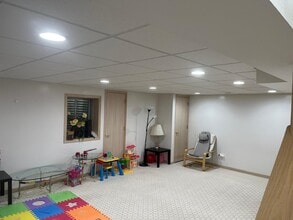 2526 Looking Glass Ct in Aurora, IL - Building Photo - Building Photo